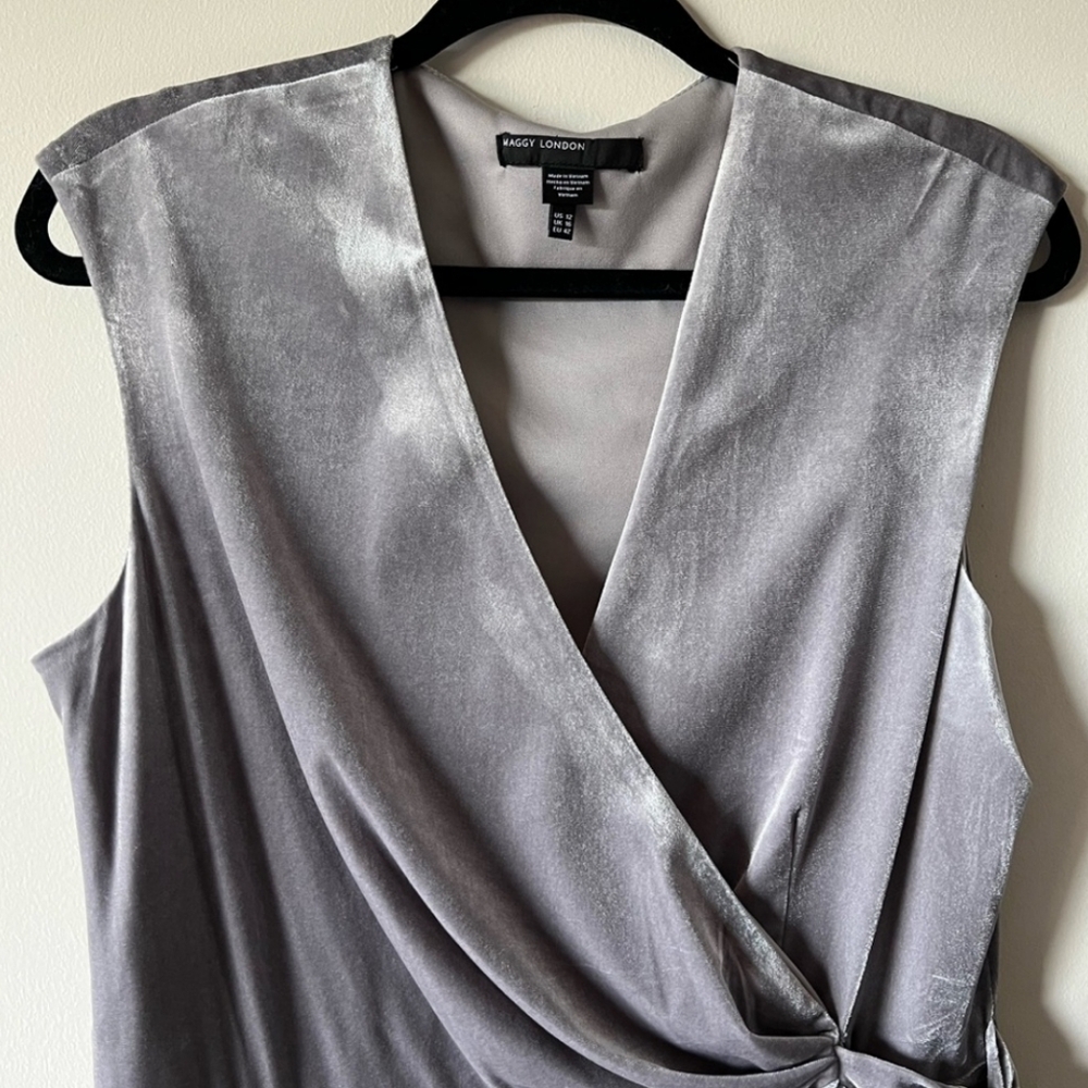 MAGGY LONDON | Velvet Wrap Dress - Picture 6 of 7